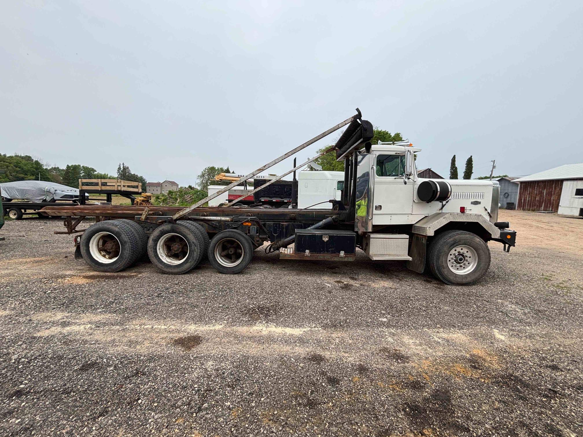 1988 AUTOCAR Roll-off - Image 6